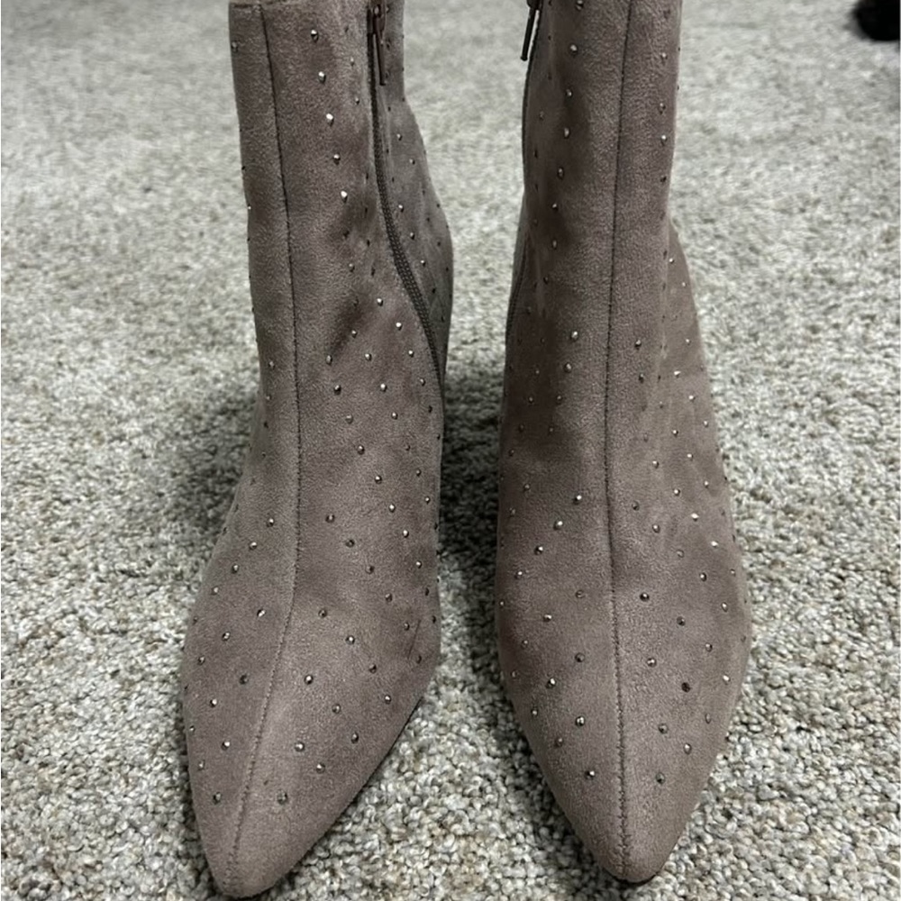 Size 9 stud booties